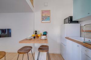 Dapur atau dapur kecil di Studio rénové coeur ville et Gare de Libourne +8 gambar