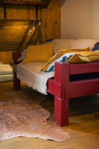 Letto o letti in una camera di Srub Midla Čenkovice