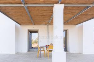 Foto dalla galleria di Comemivuoi a Matino Altre 89 foto