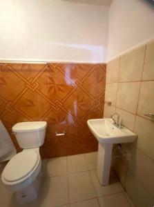 Bilik mandi di Apto Céntrico 2 personas