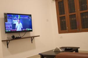 TV a/nebo společenská místnost v ubytování Nature's Trail