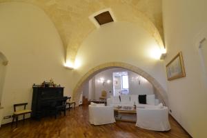 Posezení v ubytování Antica Civita Luxury Room