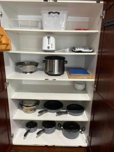 Charming 4BR Retreat near Gawler的厨房或小厨房