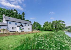 Loodusmaastik puhkemaja lähedal