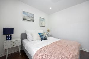 Billede fra billedgalleriet på The Nautical Nook Luxury Beach House i Hamilton