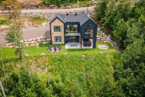 Κήπος έξω από το Chalet le Bengal - Le luxe à la montagne