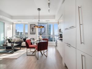 Posezení v ubytování Parc Suites - Entertainment District Toronto