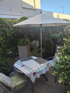 Κήπος έξω από το Studio Cosy proche Strasbourg