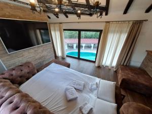 Bazén v ubytování La Villa Casa nebo v jeho okolí