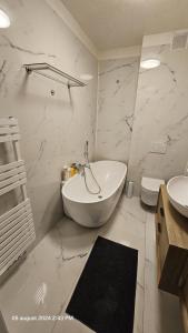 Koupelna v ubytování Casa Luca + 22 fotografií
