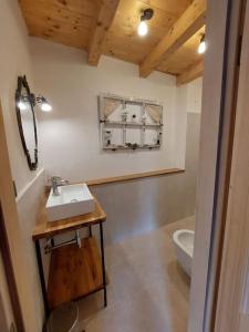 Fotografie z fotogalerie ubytování Stone House Sprtini v destinaci Ložišće