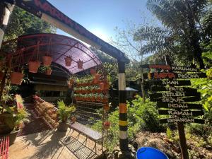 Kampung Karuhan Eco Green Park Sumedangにある庭