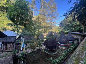 Kampung Karuhan Eco Green Park Sumedangにある庭