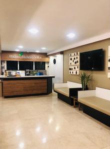 TV a/nebo společenská místnost v ubytování Baguio Holiday Villas