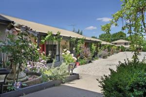 Gallery image of Beechworth On Bridge Motel in Beechworth