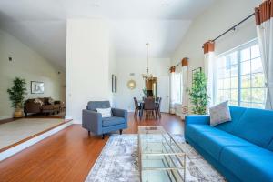 Gallery image of Foster City 4br w backyard near parks shops SFO-1596 in Foster City