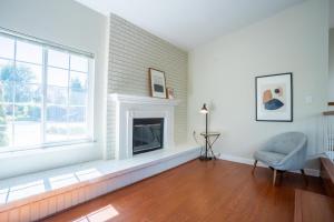 Gallery image of Foster City 4br w backyard near parks shops SFO-1596 in Foster City