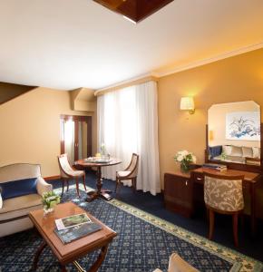 Posezení v ubytování Starhotels Du Parc