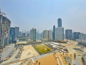 Fotografie z fotogalerie ubytování Royal Maison Deluxe 2 Br in Executive Bay v Dubaji