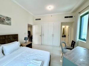 Fotografie z fotogalerie ubytování Royal Maison Deluxe 2 Br in Executive Bay v Dubaji