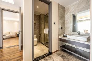 Koupelna v ubytování Bole Jing Pin Hotel