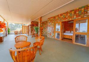 Фотография из галереи Silent Retreat Ooty Pool Resort by VOYE HOMES в Утакаманде