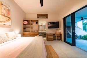 Ένα ή περισσότερα κρεβάτια σε δωμάτιο στο 3025 - Casa Parota +40 φωτογραφίες