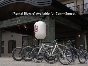 Jízda na kole v ubytování KAMENOI HOTEL Okunikko nebo okolí