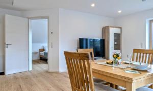 Μια τηλεόραση ή/και κέντρο ψυχαγωγίας στο Habelberg Apartments
