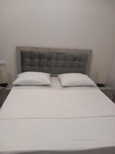 Φωτογραφία από το άλμπουμ του Star Zvartnoc Evn Airport σε Pʼarakʼar