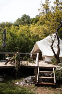 Zahrada ubytování Hoopoe Glamping