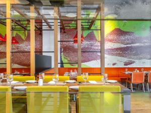 Restaurace v ubytování Ibis Styles Dragon Mart Dubai