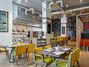 Posezení v ubytování Ibis Styles Dragon Mart Dubai