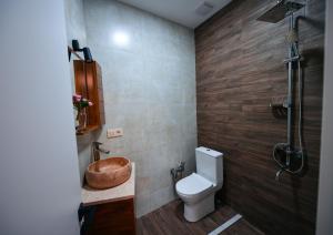 Koupelna v ubytování Labu Hotel