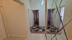 Imagen de la galería de Seaside Sumgait Apartment, en Sumqayit 25 fotos más