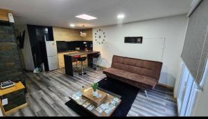 Kuchyň nebo kuchyňský kout v ubytování Nui 2 apartamento