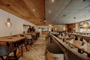 Restauracja lub miejsce do jedzenia w obiekcie RESL Resort