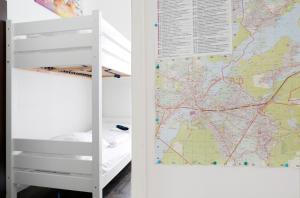 Postel nebo postele na pokoji v ubytování NIEB by ROCKCHAIR Apartments l SUPERHOST Status l 3 Bedrooms Boxspringbeds 3 Bathrooms in Center "Kurfürstendamm" - Cozy Family & Business Flair welcomes you!