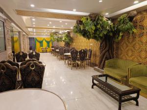 Posezení v ubytování Hotel Waterfall Paschim Vihar Delhi