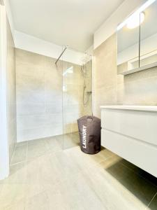 Koupelna v ubytování Stylische Wohnung mit Balkon + 3 fotografie