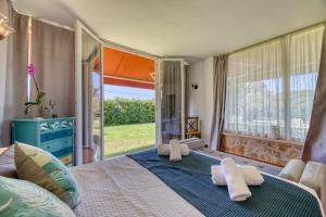 Posedenie v ubytovaní Villa Kentia Mallorca, charming and stylish country house close to Palma