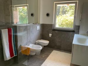 Ένα μπάνιο στο Traumwohnung in Traumlage