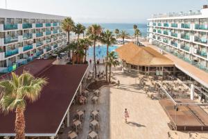 Bazén v ubytování Hotel Best Maritim nebo v jeho okolí