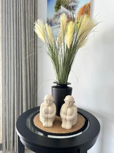 Foto Puerto de Santiagos asuva majutusasutuse New renovated appartment with beautiful view on cliffs and sea galeriist