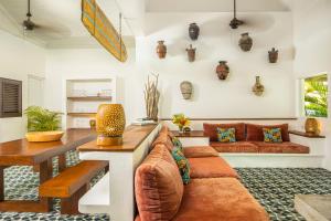 Posezení v ubytování El Encuentro Surf Lodge