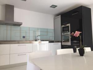 Η κουζίνα ή μικρή κουζίνα στο Casa BlancadeNavarra