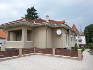 Budova, v ktorej sa apartmán nachádza