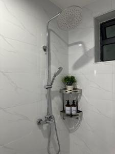 Koupelna v ubytování Executive studio- Limuru Road Ruaka