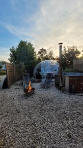 Φωτογραφία από το άλμπουμ του Fichtel-Bubble gegen Aufpreis mit Hot Tub und Sauna σε Hohenberg an der Eger +25 φωτογραφίες