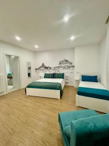 Postel nebo postele na pokoji v ubytování King's Place